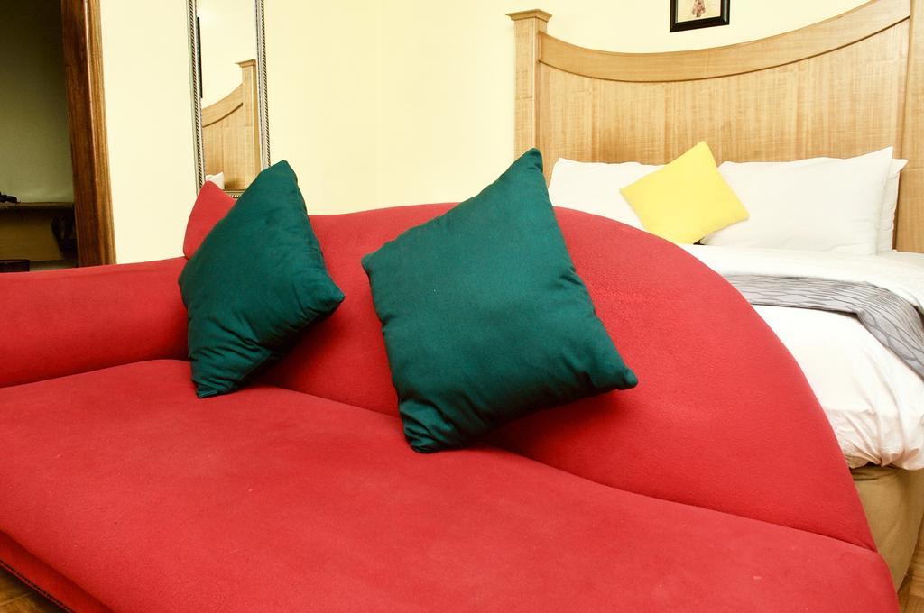 Airside Hotel Άκρα Εξωτερικό φωτογραφία