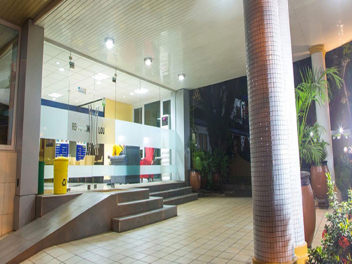 Airside Hotel Άκρα Εξωτερικό φωτογραφία